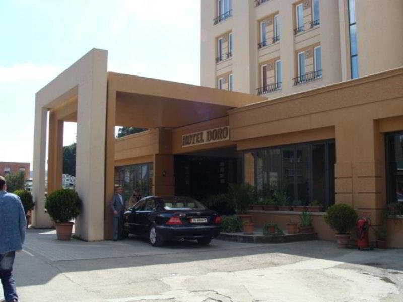 Hotel Doro City Тирана Екстер'єр фото