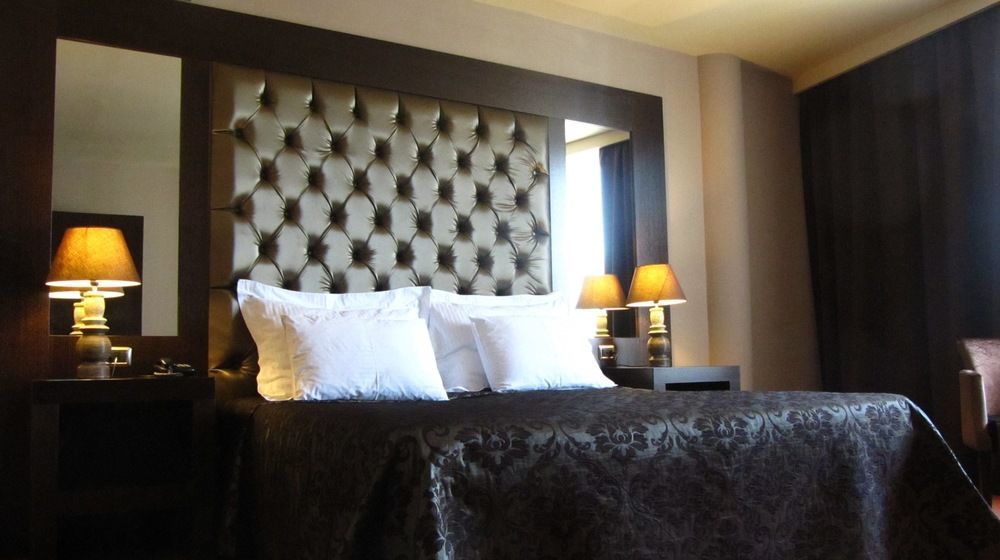 Hotel Doro City Тирана Екстер'єр фото