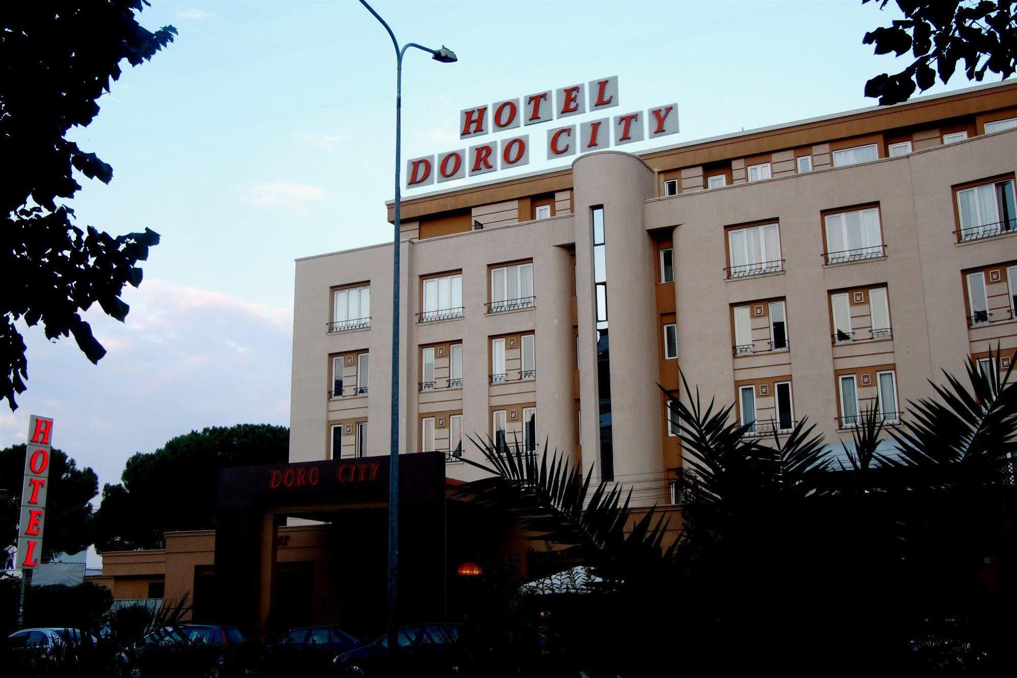 Hotel Doro City Тирана Екстер'єр фото